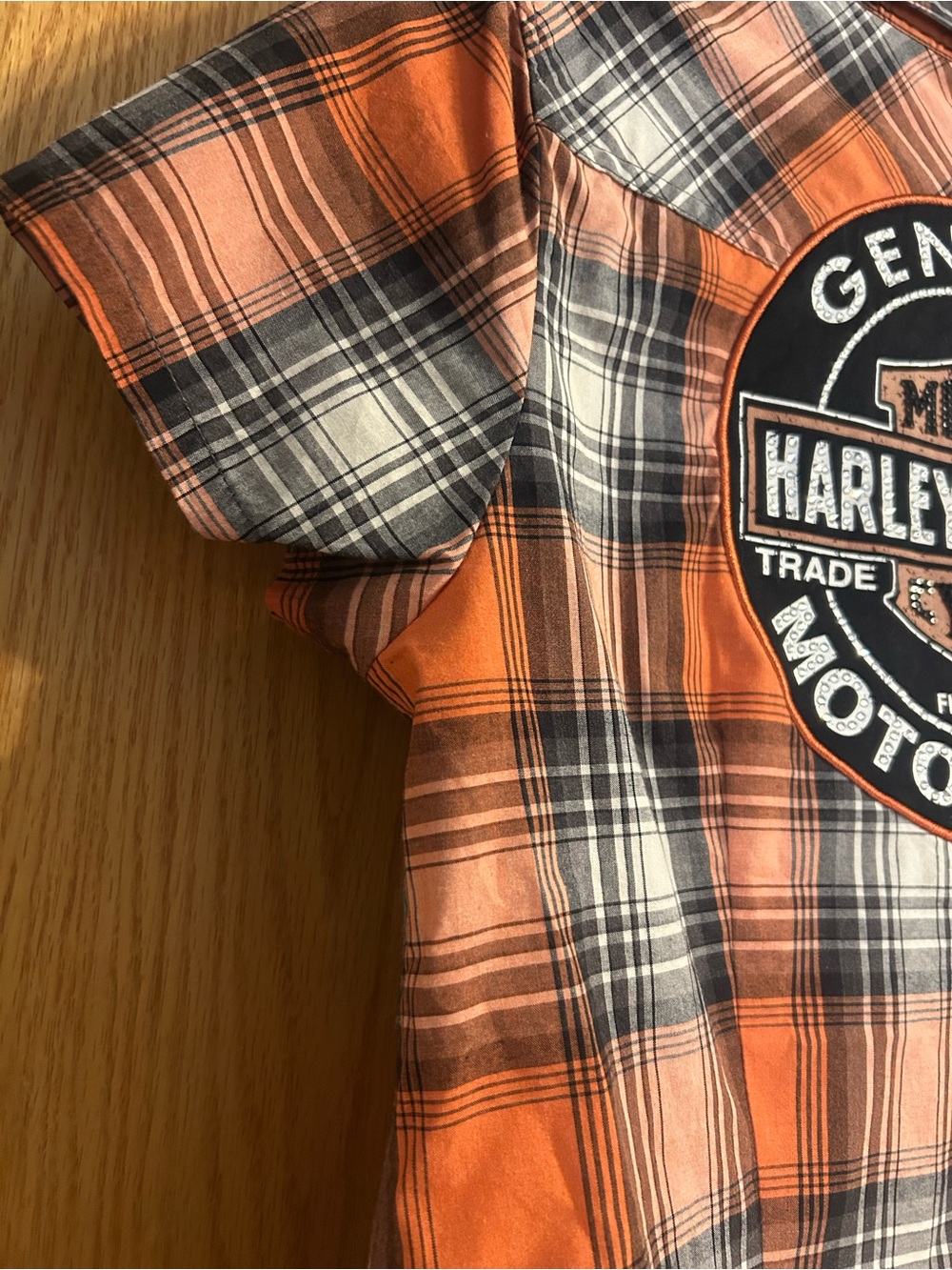 Women’s Harley Davidson Plaid Short Sleeve Button up - Picture 8 of 9